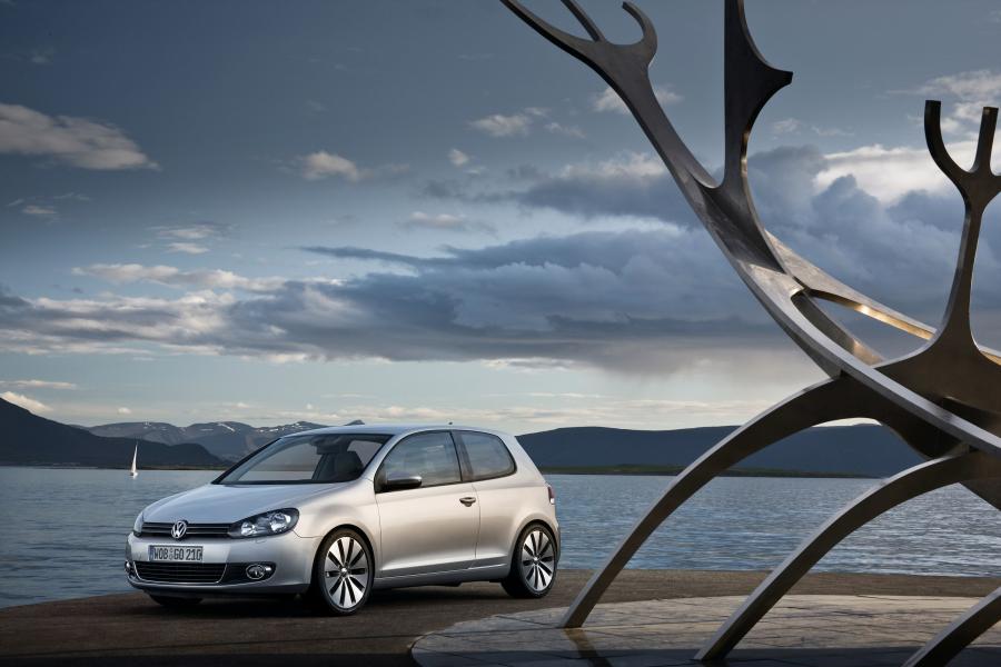  Volkswagen Golf 2008 года  (фото 19 из 126)